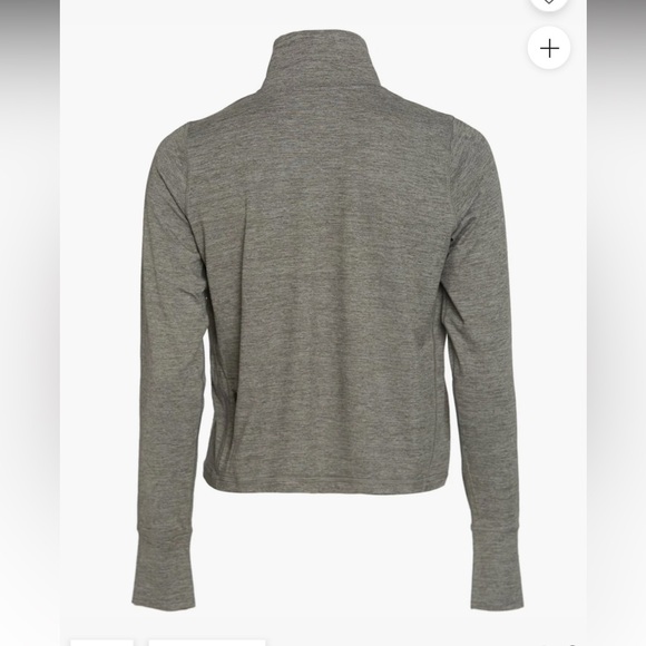 💪Vuori Cresent After Yoga 1/2 Zip Top💪 - Picture 9 of 10